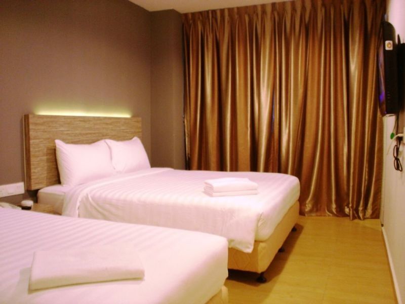 Here Hotel Skudai Buitenkant foto