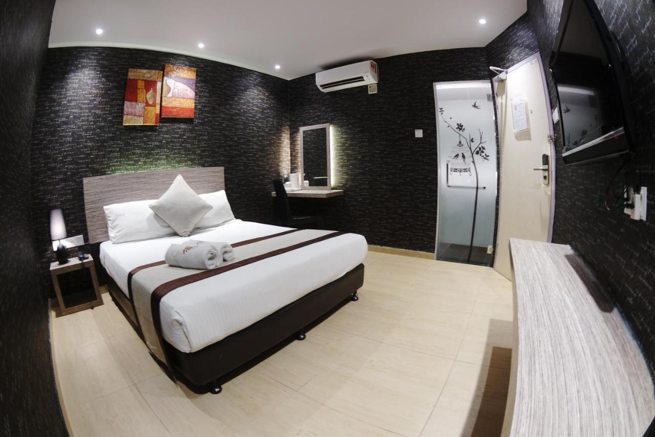 Here Hotel Skudai Buitenkant foto