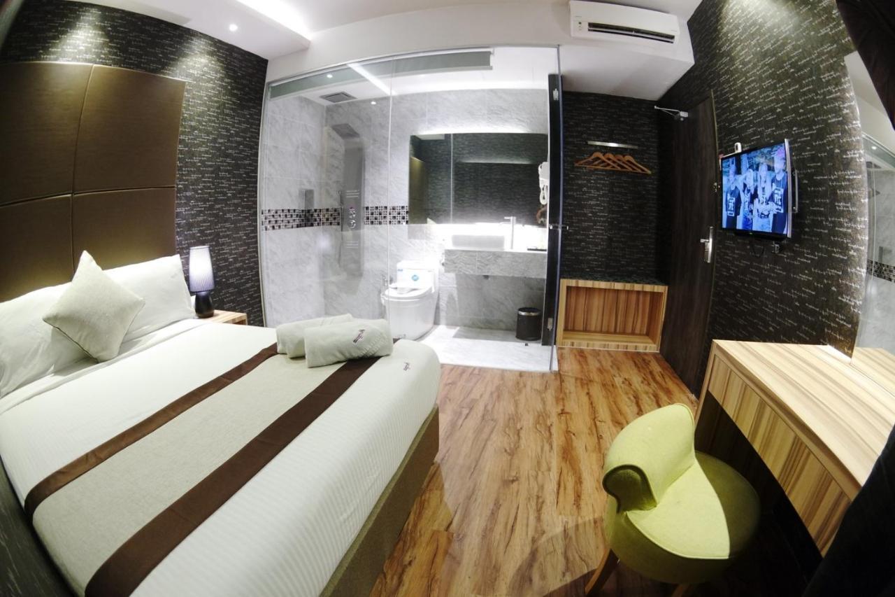 Here Hotel Skudai Buitenkant foto