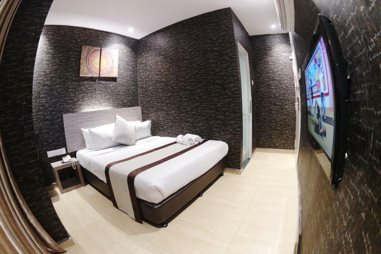Here Hotel Skudai Buitenkant foto